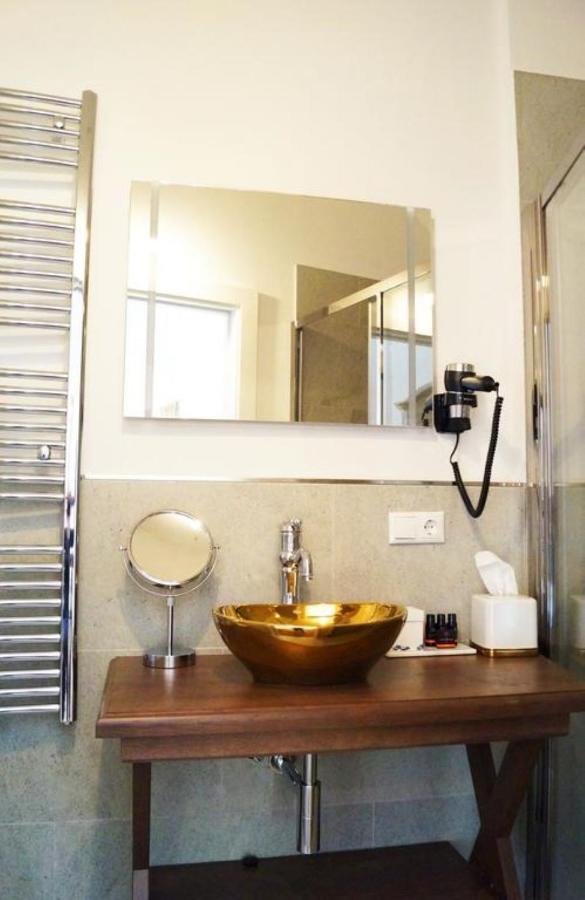 Stammhaus - Premium Residences เราริส ภายนอก รูปภาพ