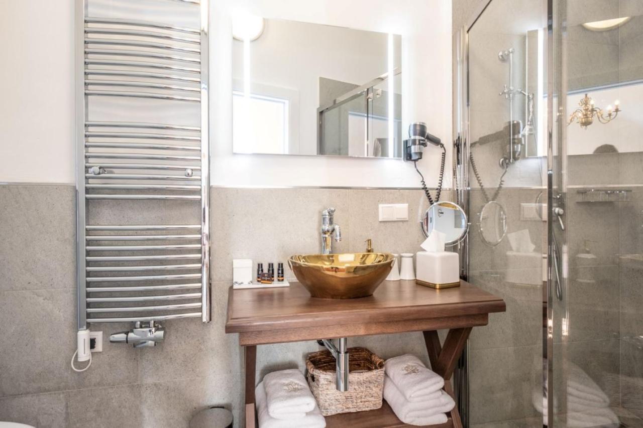 Stammhaus - Premium Residences เราริส ภายนอก รูปภาพ